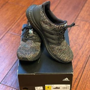 Adidas UltraBoost Size 8, pre loved